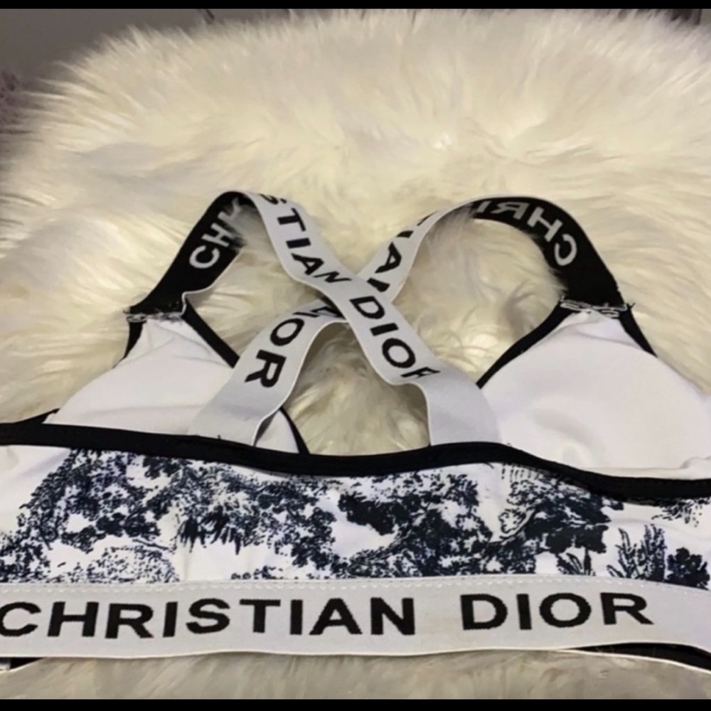 CHRISTIAN DIOR TWO PIECE SUIT SIZE SMALL